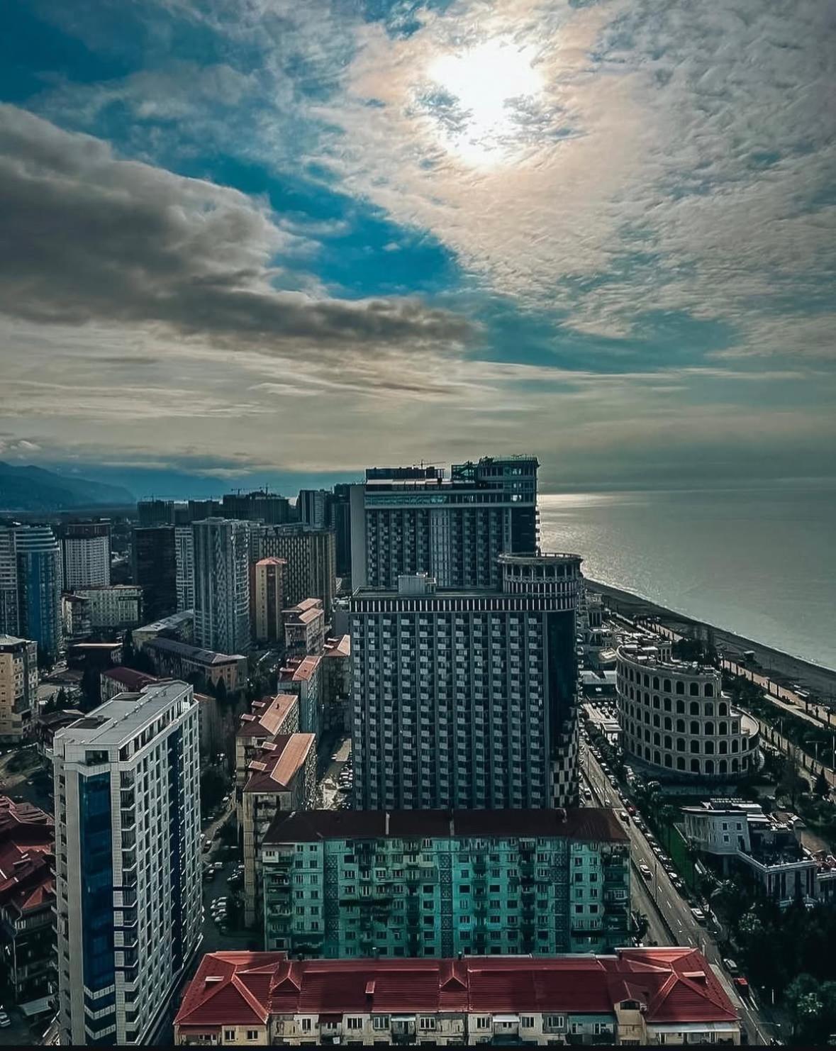 Orbi King Vip Black Sea Апартаменты *